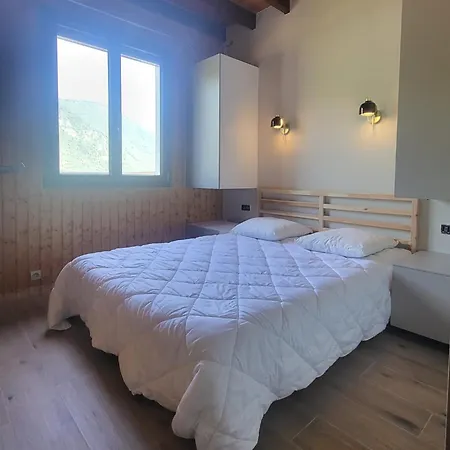 Chalet Otsoak Prive 3 6 Personnes Avec Grande Terrasse, Garage Couvert, Vue Montagnes A St Lary Village Saint-Lary-Soulan